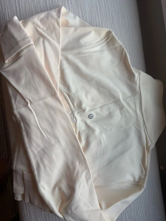 lululemon buttercream cropped define jacket - Picture 4 of 4